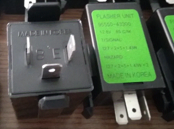 FLASHER 12V. 3 PTAS. LUCES / HYUN EXC/ MITS LANC